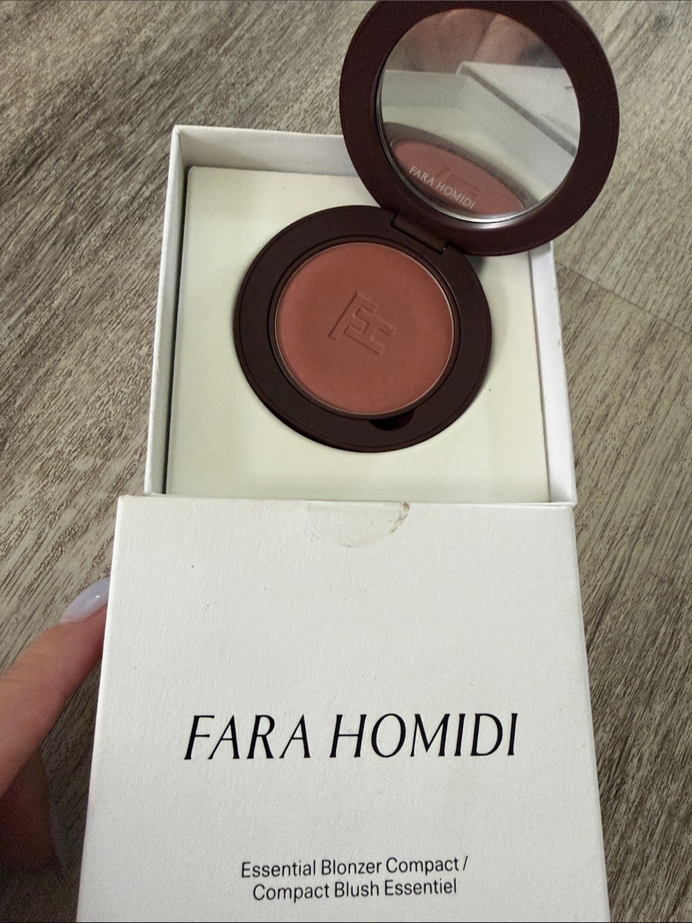 Fara Homidi Blonzer compact in nue $78 retail new product